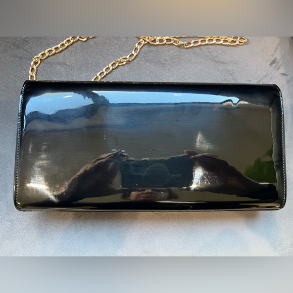 YSL Kate Monogram patent clutch bag - Picture 14 of 17